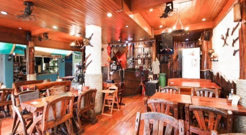 Oyo 1103 Pirates House Hotel Pulau Phi Phi Luaran gambar